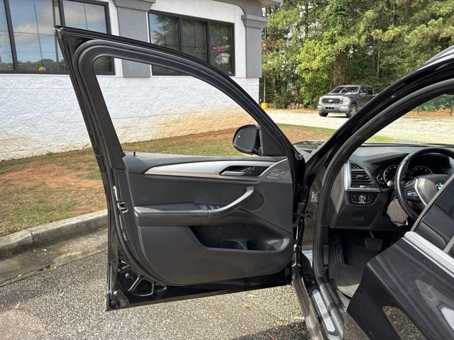 Used 2021 Black BMW sDrive30i image 7