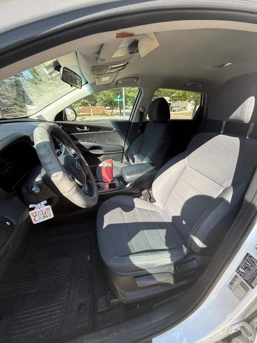 Used 2019 White Kia LX image 8