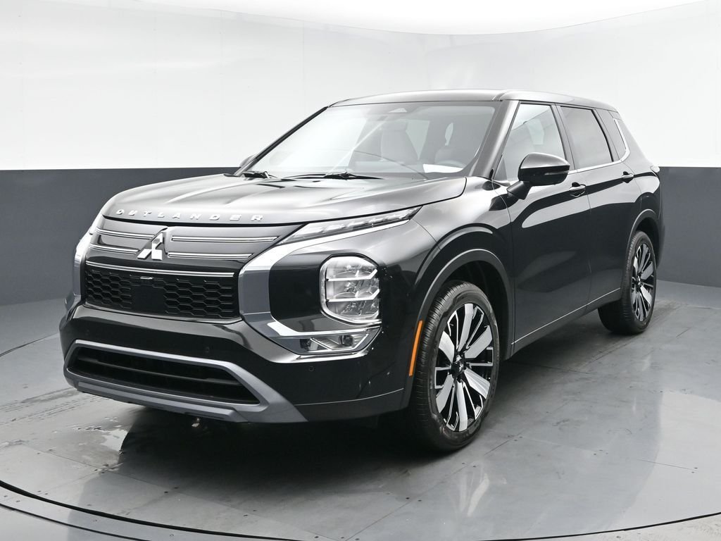 New 2026 Black Mitsubishi SE image 1