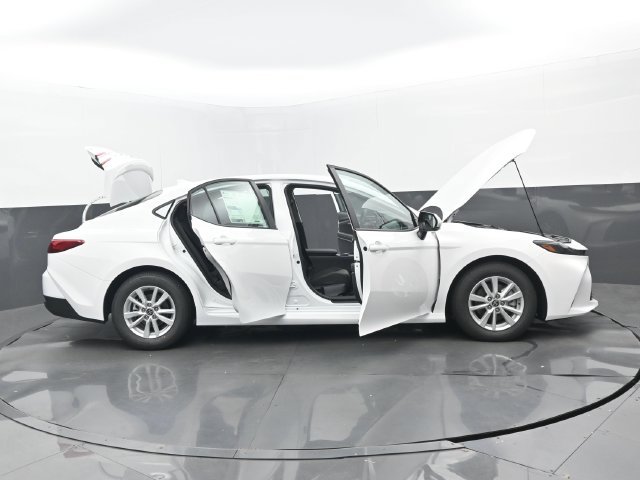 New 2026 Ice Cap Toyota LE image 31