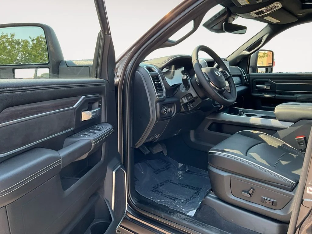 2026 RAM 2500 Laramie - Photo 15