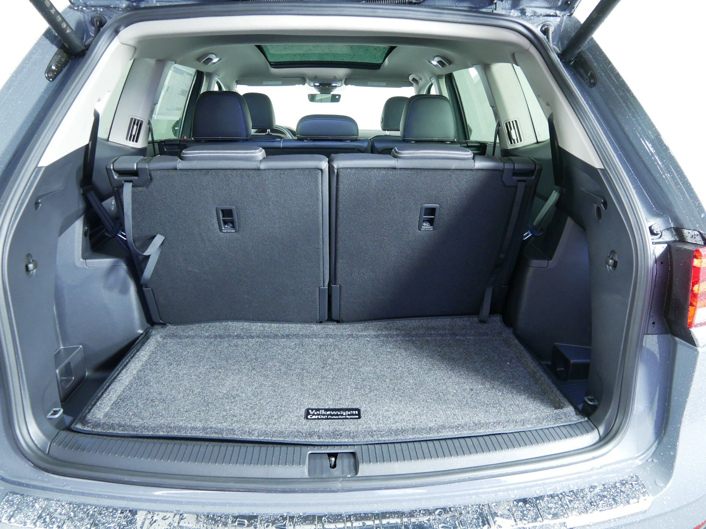 New 2026 Pure Gray Volkswagen 2.0T SEL image 18