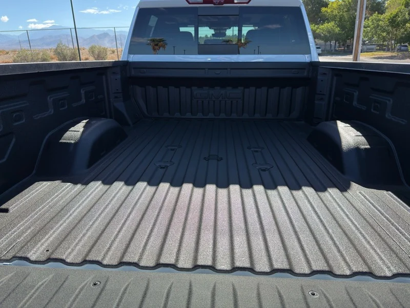 New 2026 Glacier White Tricoat GMC Denali Ultimate image 17