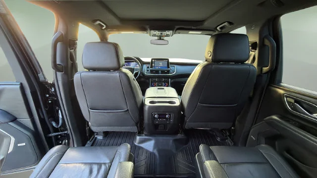 Used 2022 Black Chevrolet Z71 image 40