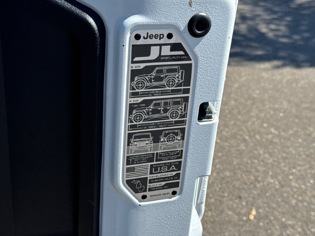 Certified Used 2025 White Jeep Sport S image 12