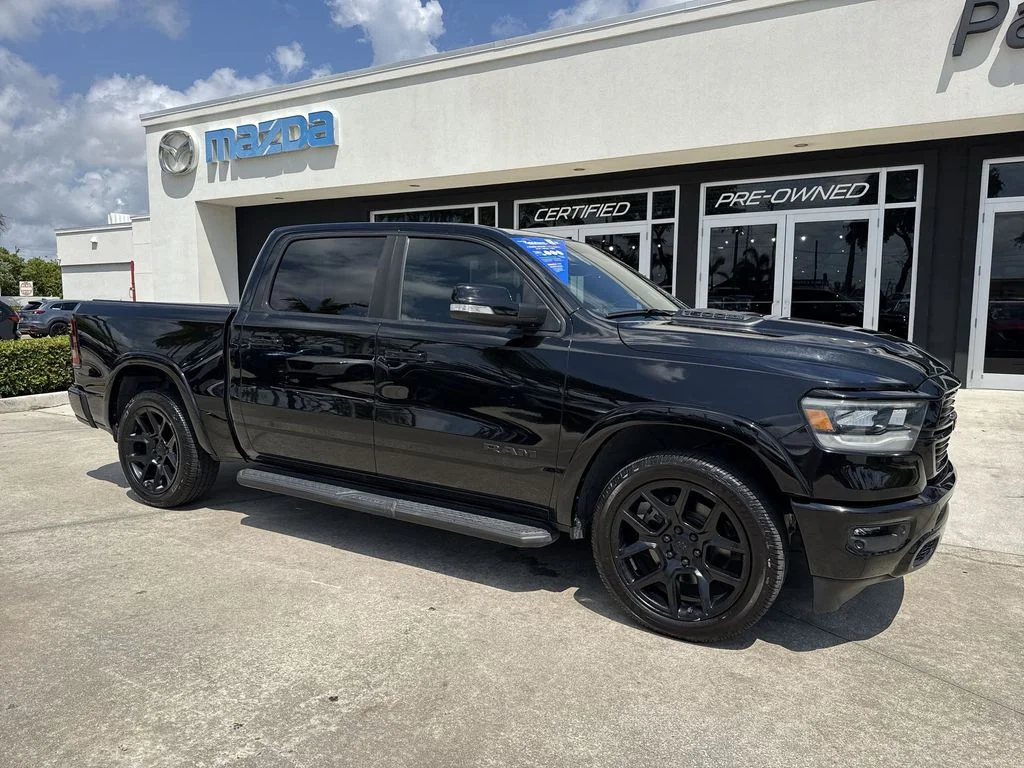Used 2022 Diamond Black Ram Laramie image 6