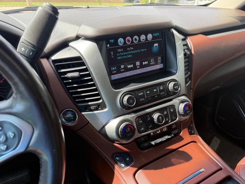 Used 2016 Pearl Chevrolet LTZ image 26