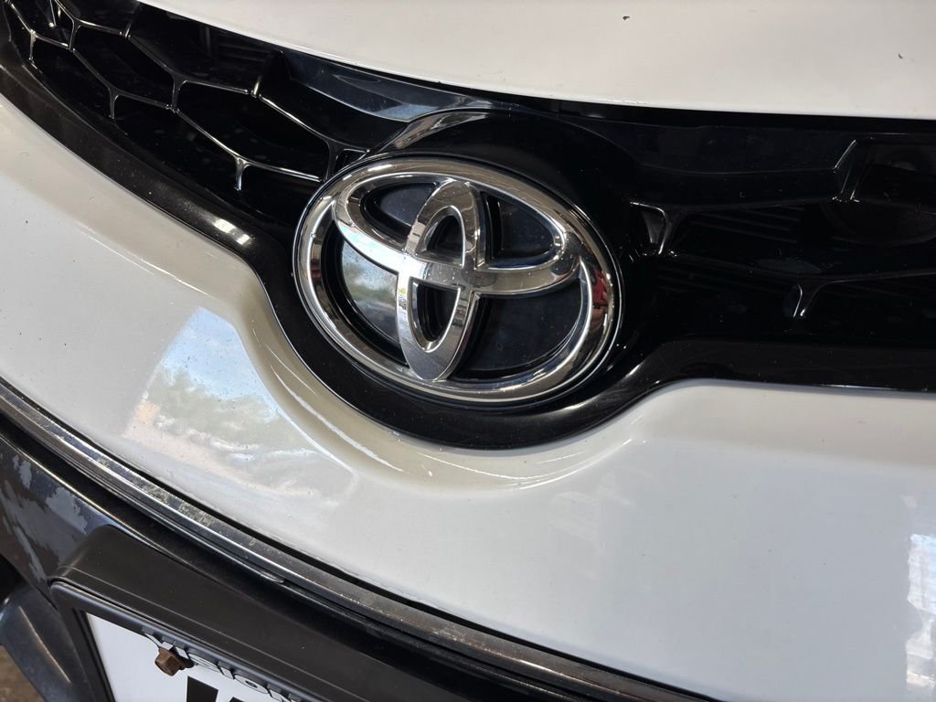 Used 2015 White Toyota S Plus image 9