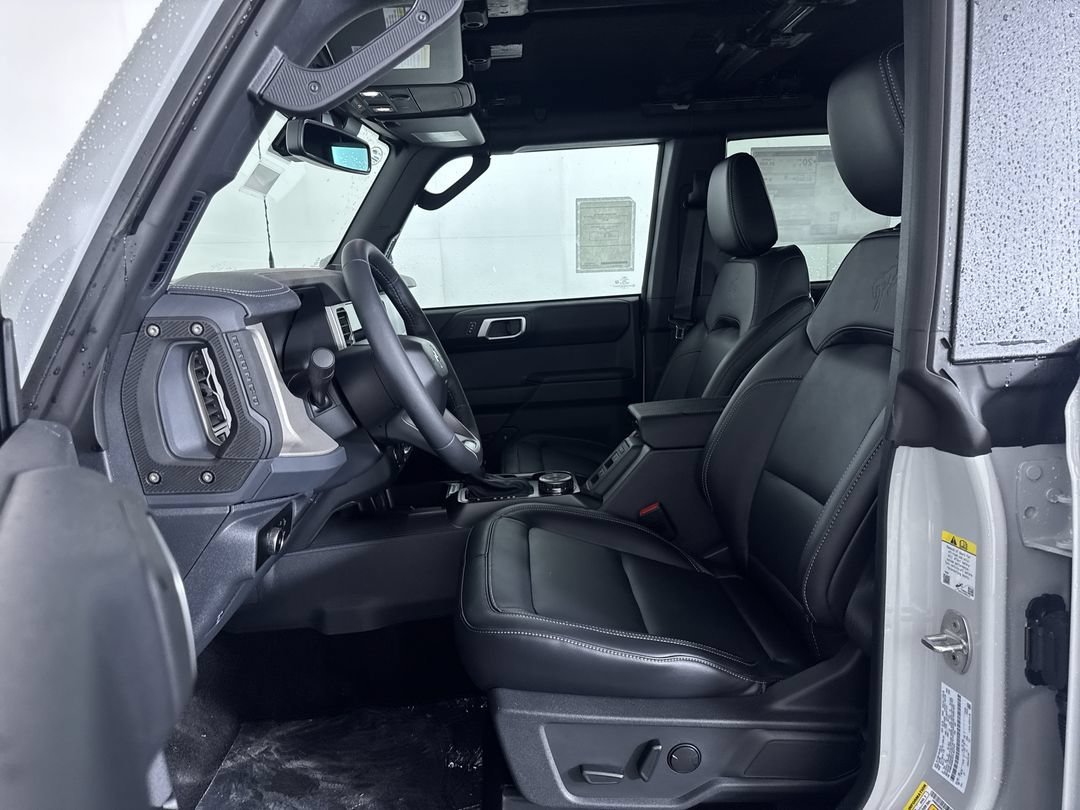 New 2026 Avalanche Gray Ford Outer Banks image 15