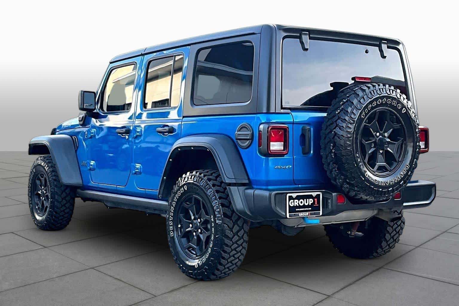 Used 2023 Hydro Blue Pearlcoat Jeep  image 11