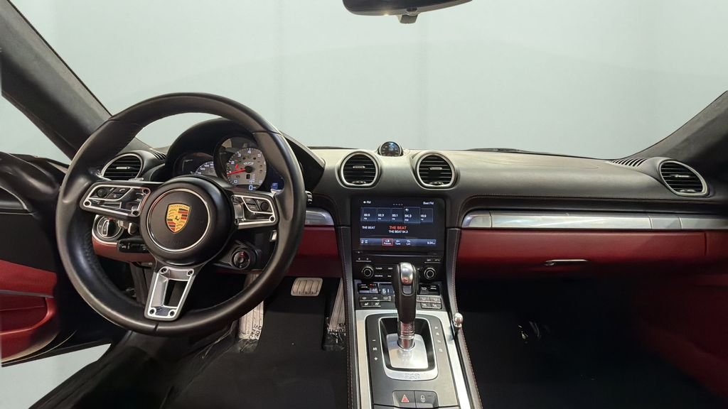 2018 Porsche 718 GTS - Photo 10