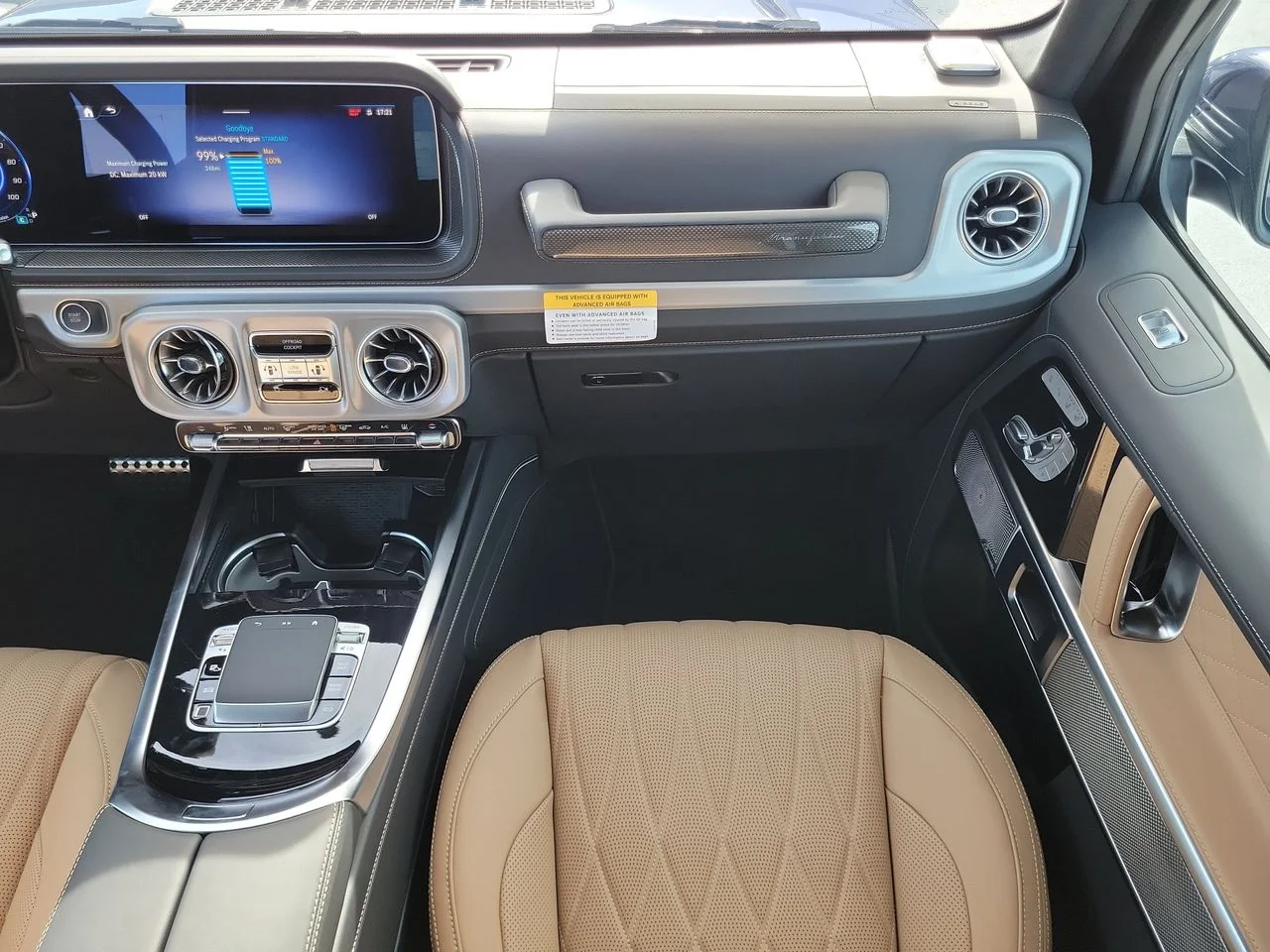 New 2027 Twilight blue Mercedes-Benz G 580 image 16