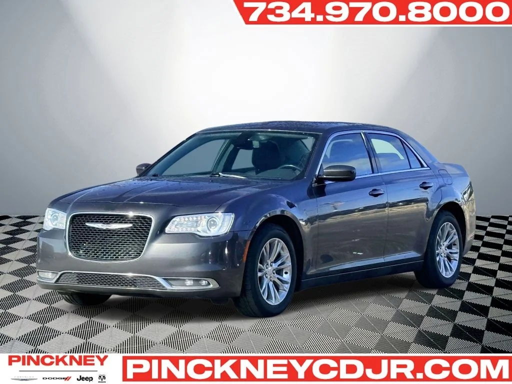 2019 Chrysler 300 Touring