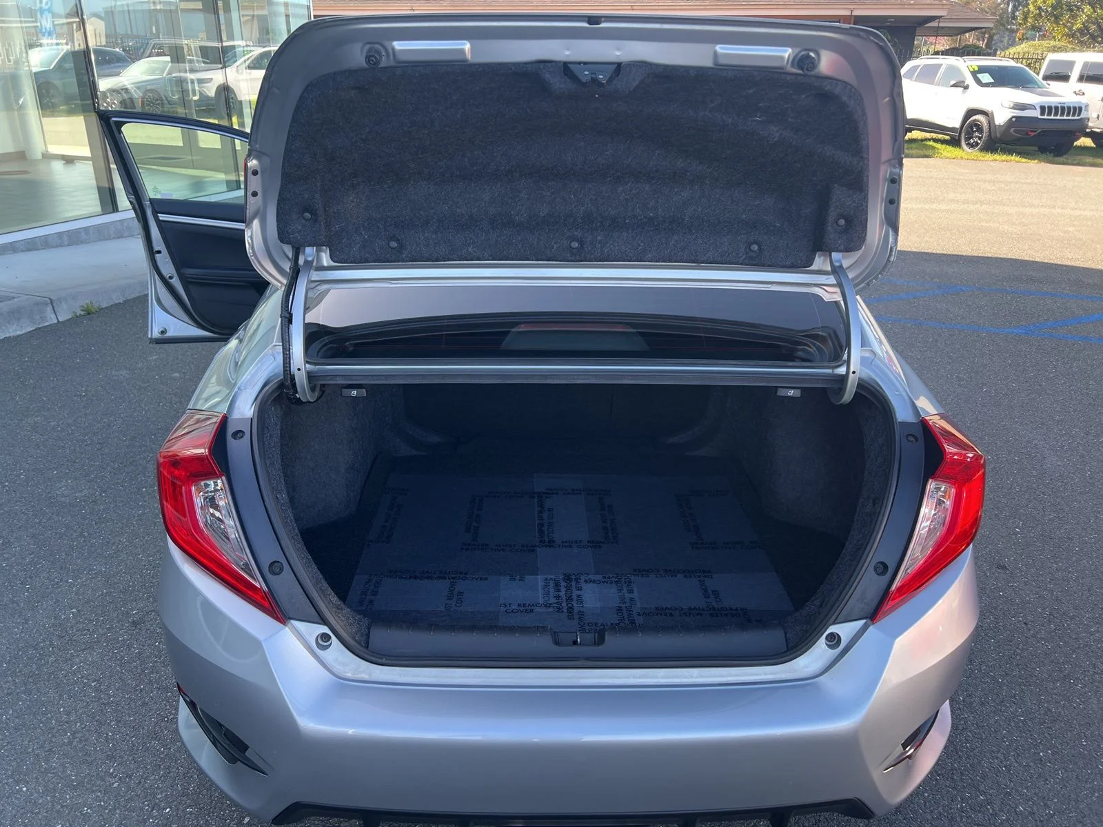 Used 2020  Honda Sport image 7