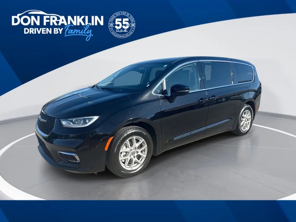 Used 2024 Black Chrysler Touring L image 1