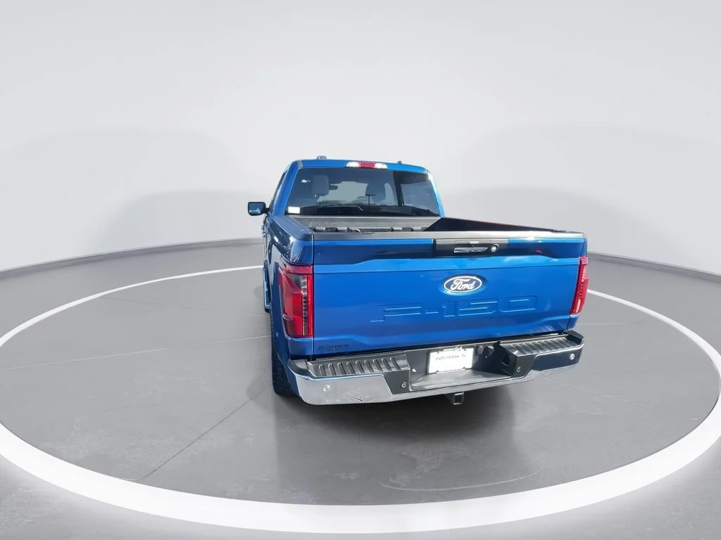 Used 2024 Blue Ford XLT image 7