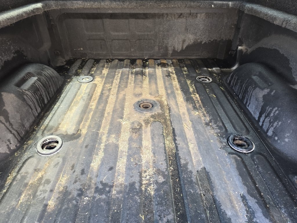 Used 2018 White Ram Laramie image 35