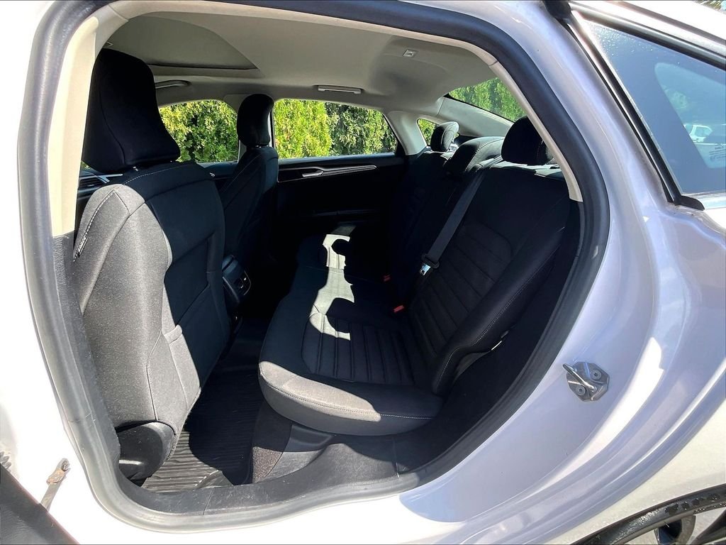 Used 2019 White Ford SE image 15