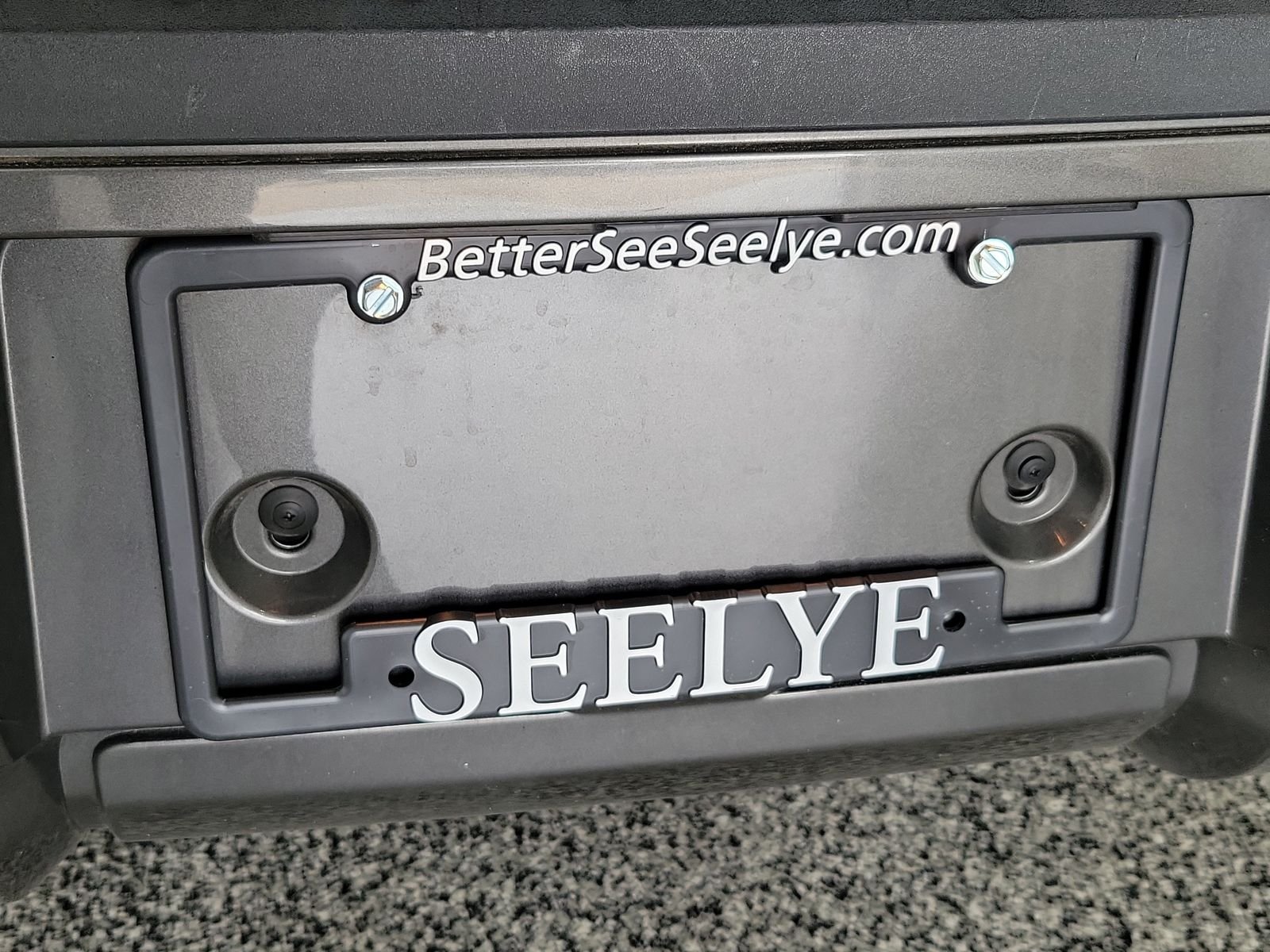 Used 2018 Gray Ford SEL image 33