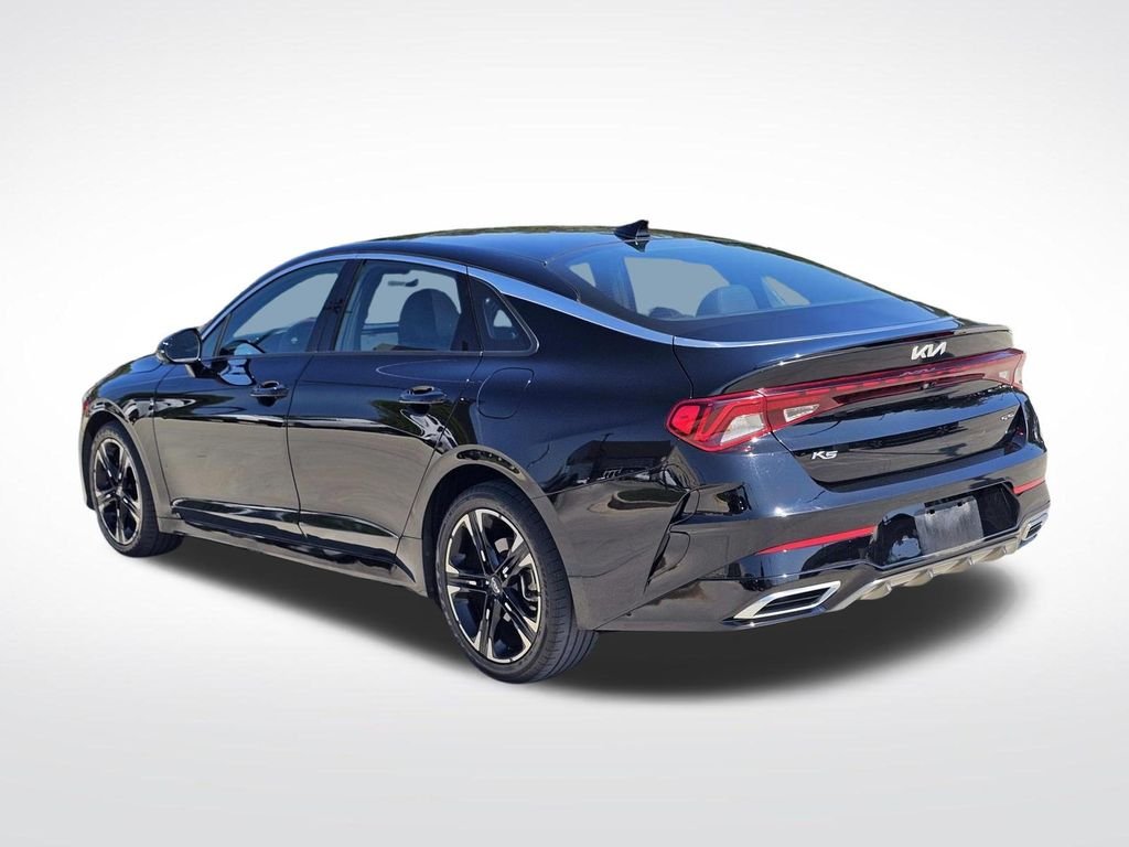 Used 2022 Black Kia GT-Line image 10