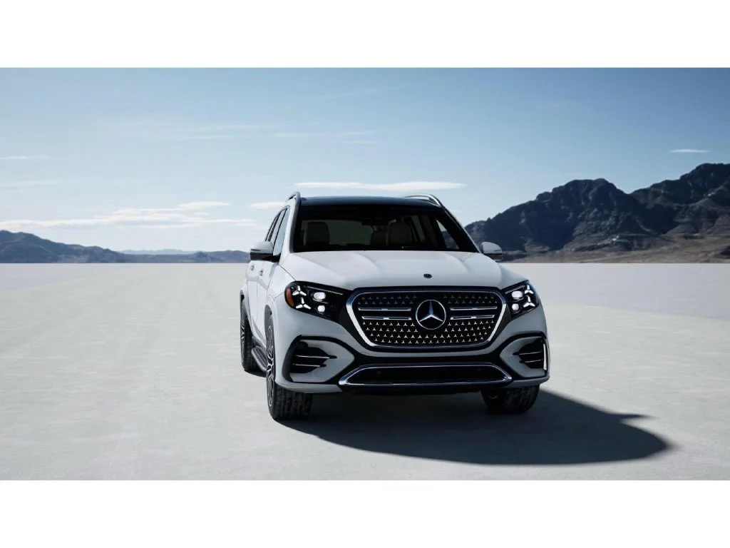 New 2027 White Mercedes-Benz GLS 450 image 40