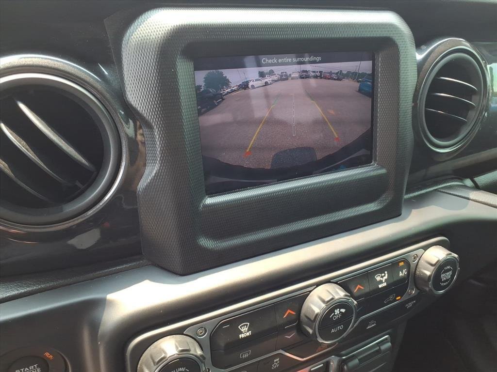Used 2021 Granite Crystal Metallic Clearcoat Jeep Unlimited Sport Altitude image 25