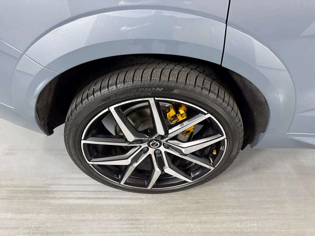 Used 2022 Gray Metallic Volvo polestar-engineered image 10