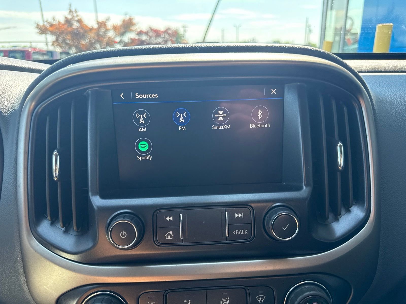 Used 2021 Black Chevrolet Z71 Midnight Edition with Technology Package image 23