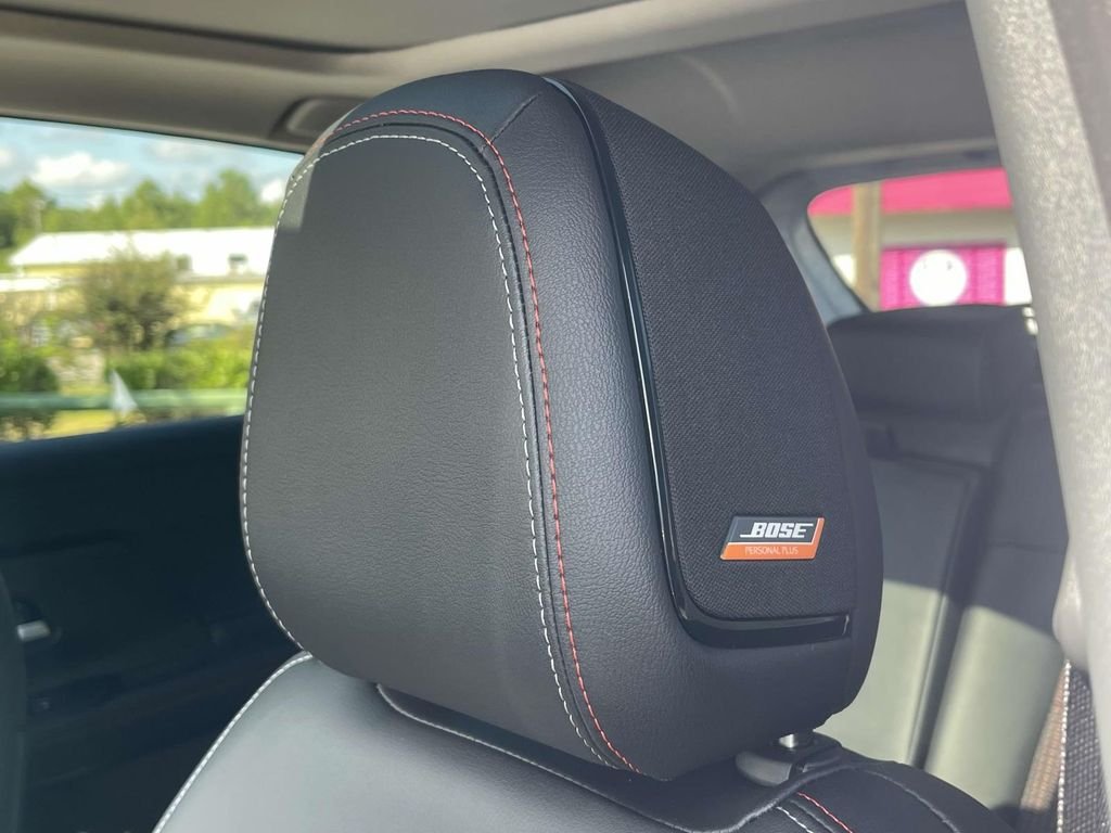 2025 Nissan Kicks SR - Photo 19
