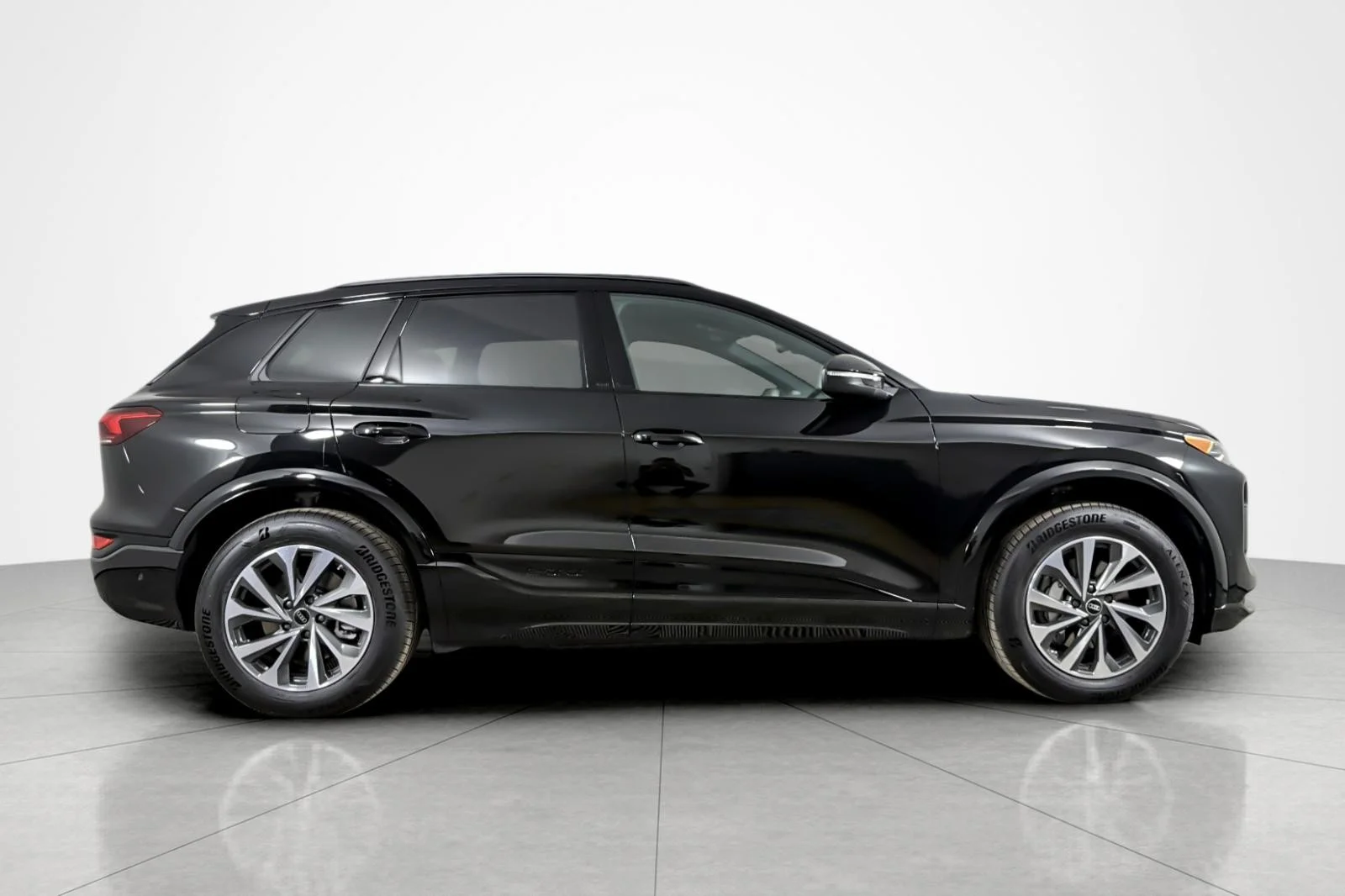 New 2027 Mythos Black Metallic Audi Premium quattro image 7