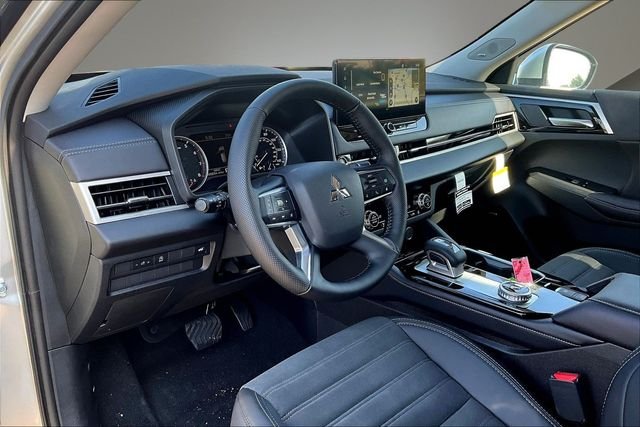 2026 Mitsubishi Outlander SE - Photo 7