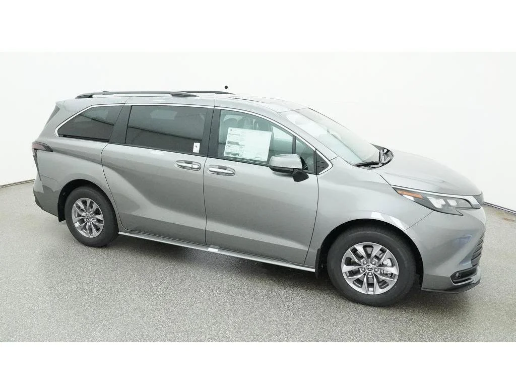 New 2026 Heavy Metal Toyota XLE image 12