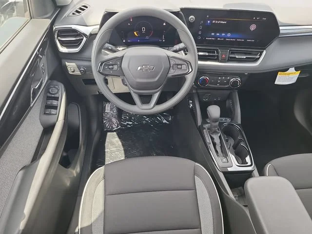 New 2026 Summit White Chevrolet LT image 14