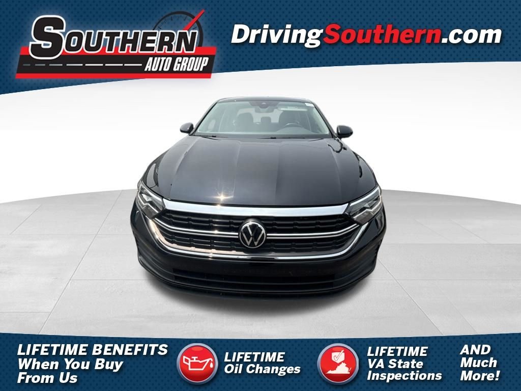 Used 2024 Black Volkswagen 1.5T S image 1