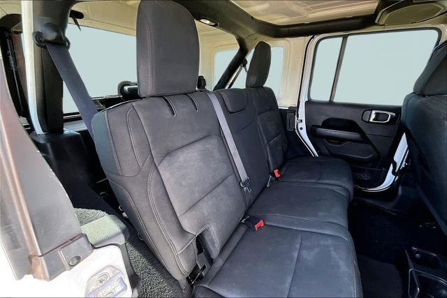 2020 Jeep Wrangler Unlimited Sahara - Photo 29