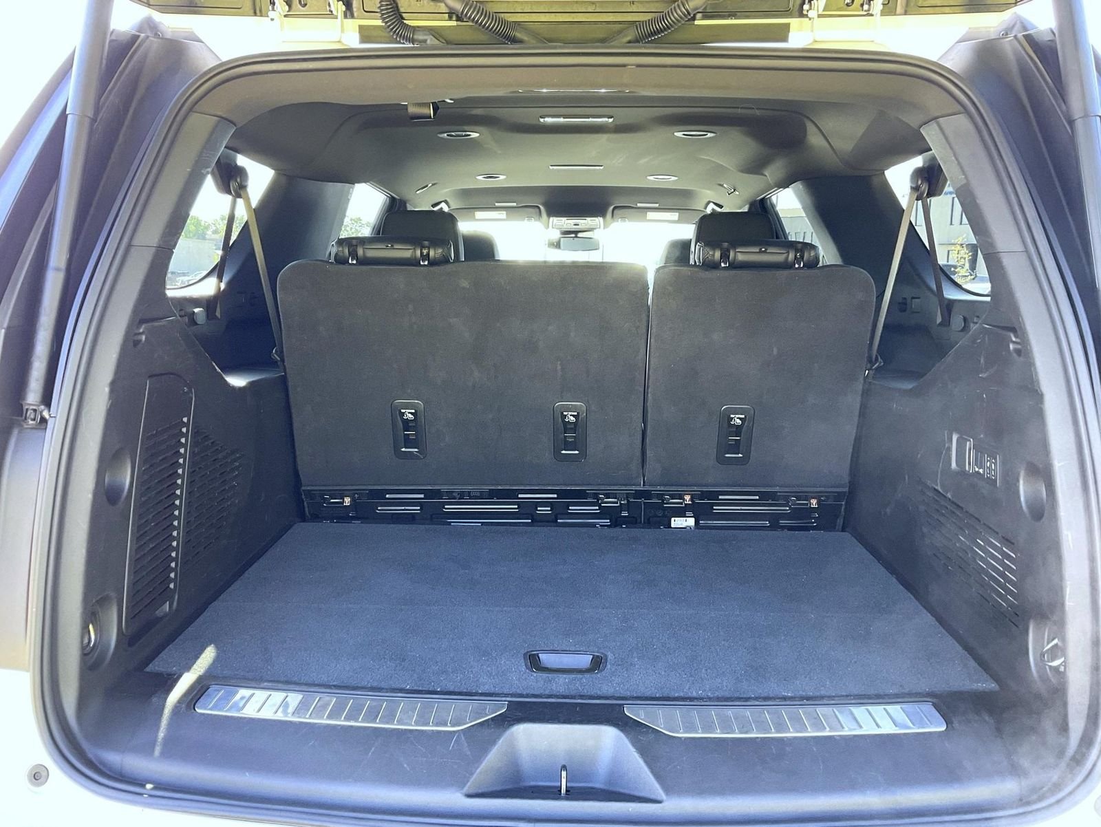Used 2025 White GMC Denali image 23