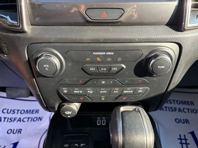 Used 2022 Red Ford Lariat image 22