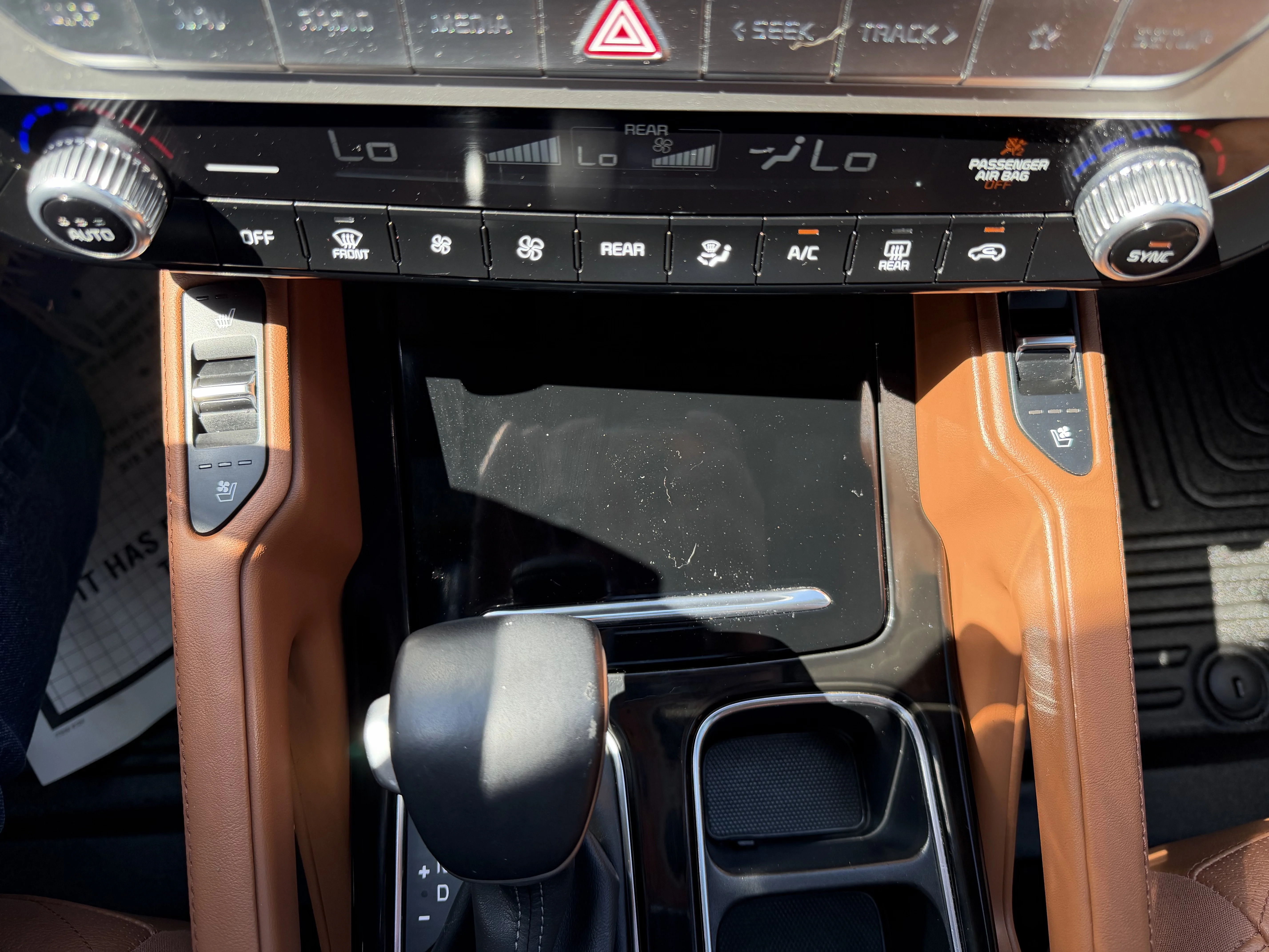 Used 2023 Wolf Gray Kia EX X-Line image 17