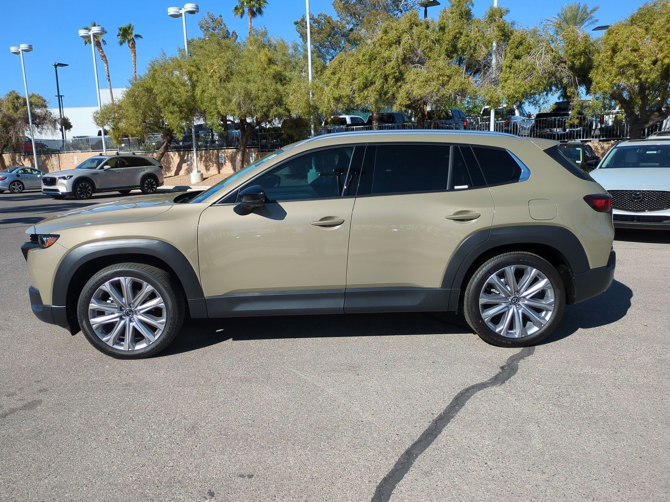 2026 Mazda CX-50 Premium Plus - Photo 12