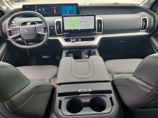 New 2027 Gray Metallic Ford Active image 17