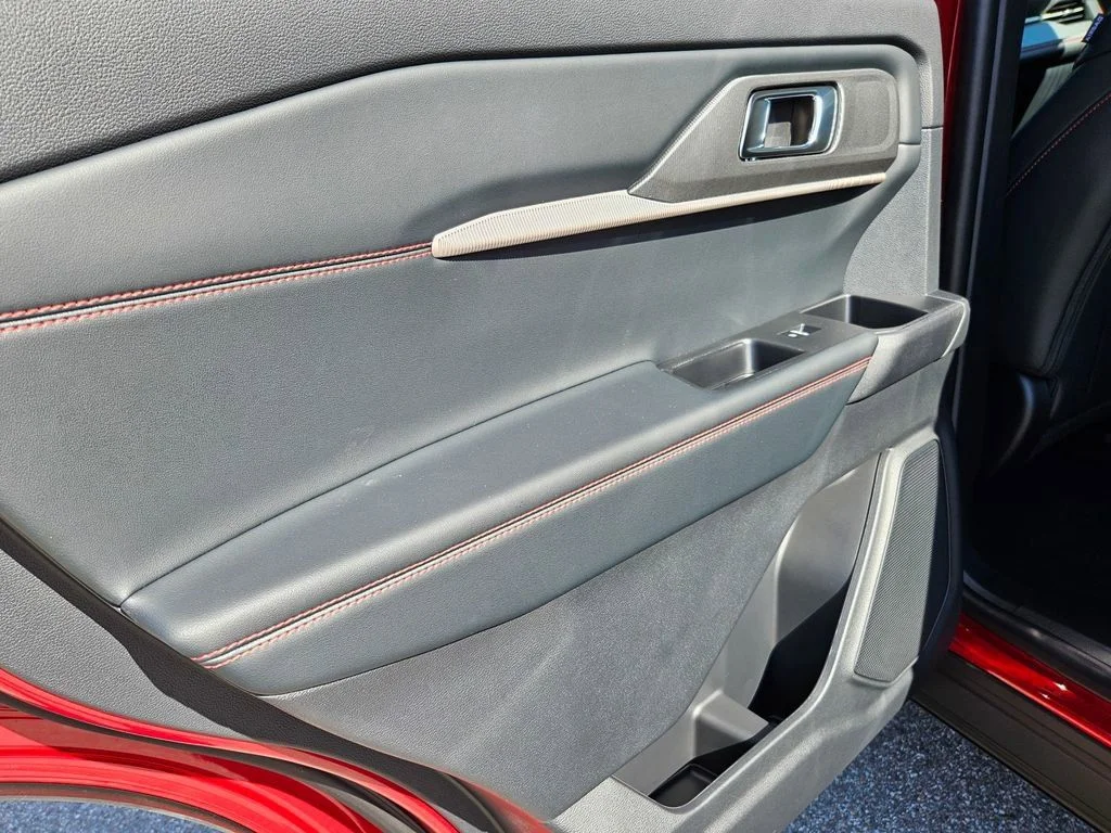 New 2026 Rapid Red Metallic Tinted Clearcoat Ford ST image 25