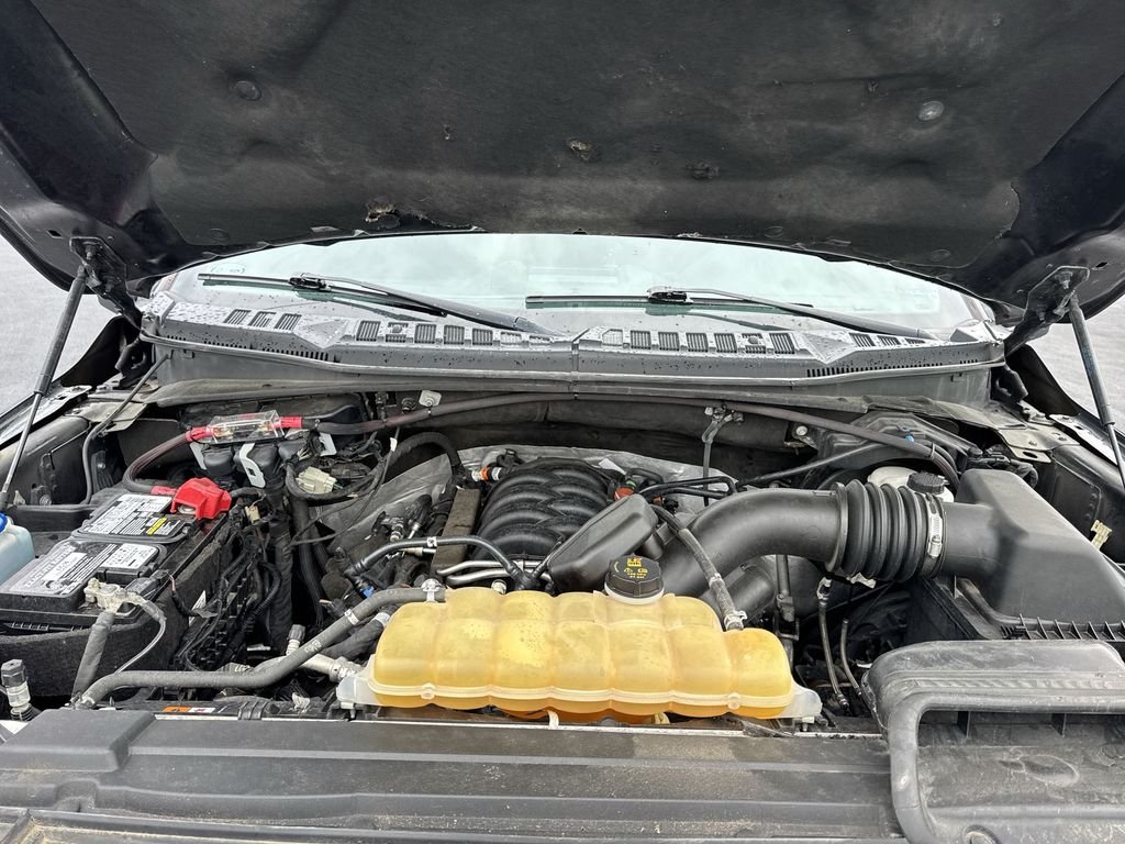 Used 2020 Red Ford XLT image 24