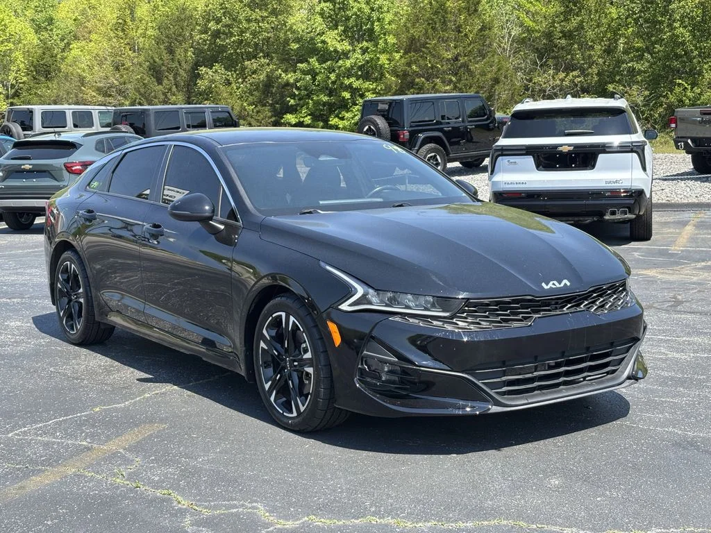 Used 2022 Black Kia GT-Line image 4