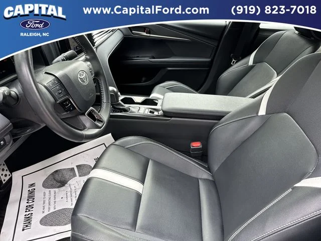 Used 2025 White Toyota SE image 19