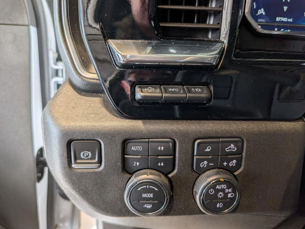 Used 2024 Iridescent Pearl Tricoat Chevrolet High Country image 20
