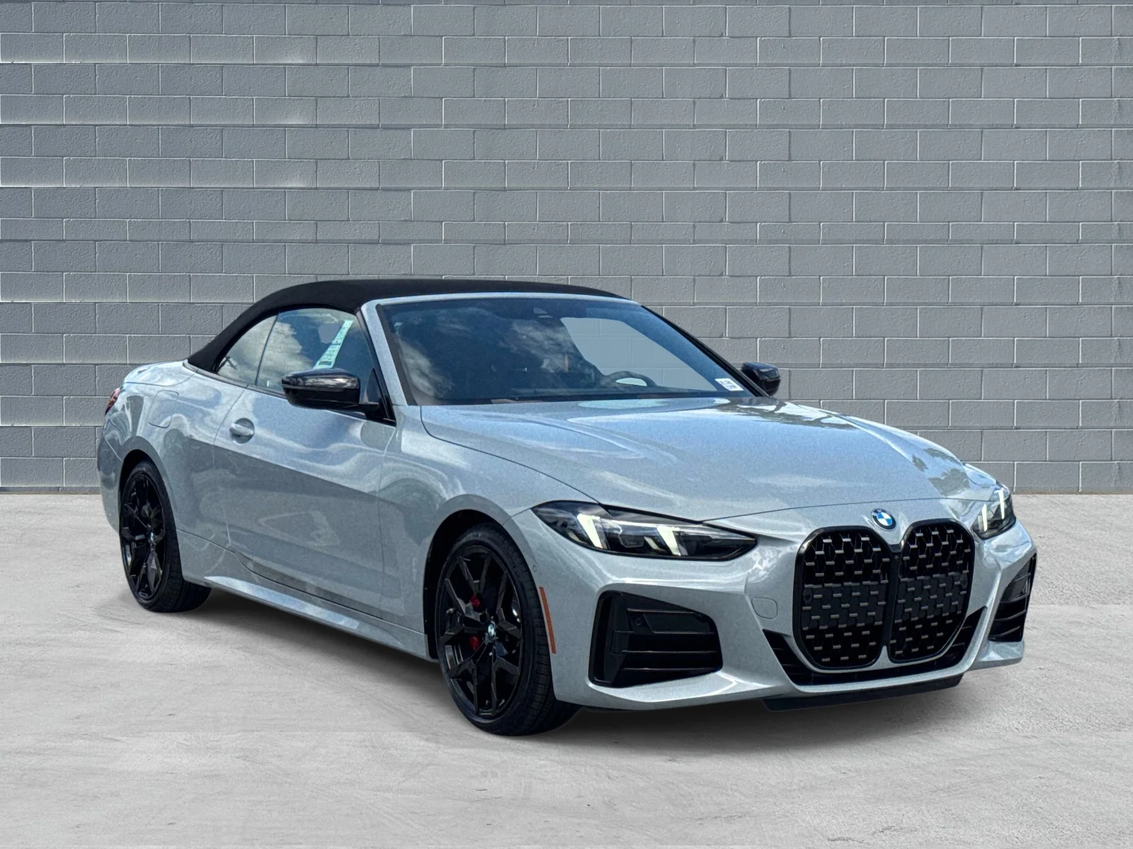 2026 BMW 4 Series 430i Convertible's photo