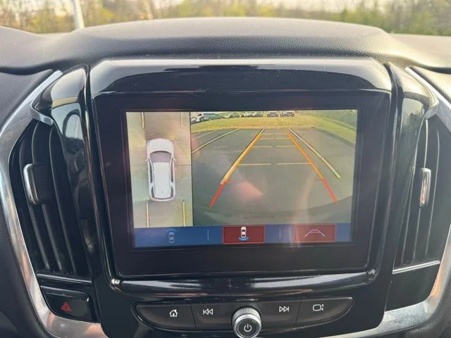 Used 2018 Black Currant Chevrolet 3LT image 23
