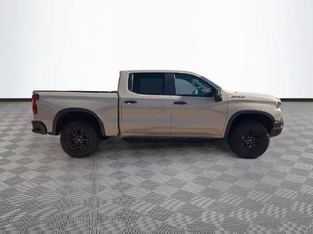 Used 2022 Sand Dune Metallic Chevrolet ZR2 image 8
