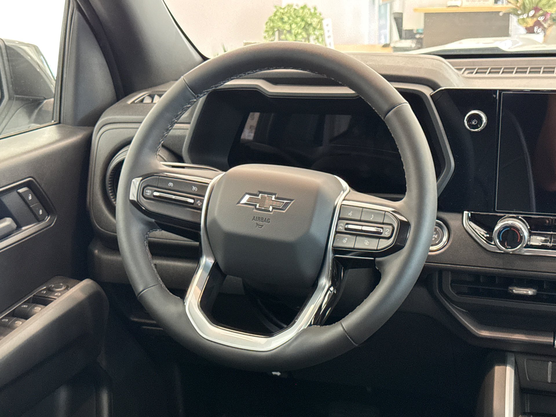 2026 Chevrolet Colorado Trail Boss - Photo 15