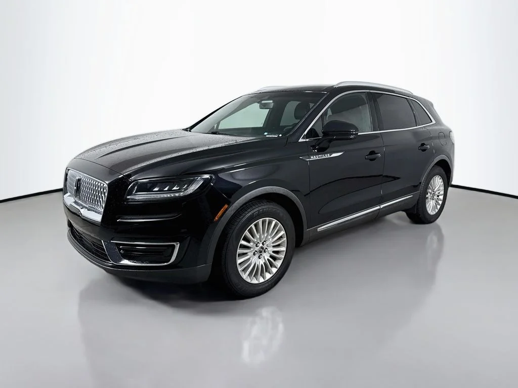 Used 2019 Infinite Black Metallic Lincoln Standard image 7